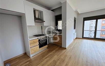 Kadıköy Feneryolu Kiralık Sıfır Ferah 1+1 47 m2 
