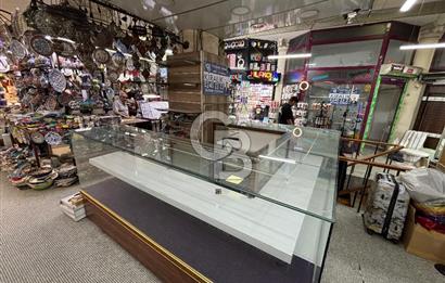 İSTİKLAL CADDESİ ÜZERİNDE AZNAVUR PASAJINDA KİRALIK STAND