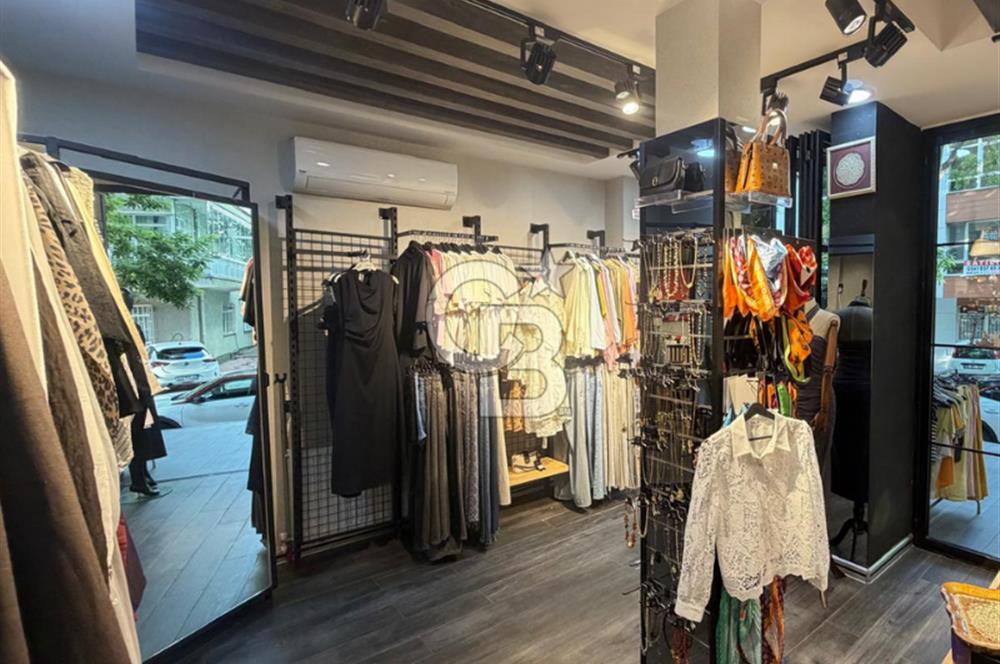 BAHÇELİEVLER'DE 7.CADDE YAKINI *40m2* DEVREN KİRALIK HAZIR BUTİK