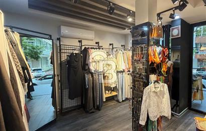BAHÇELİEVLER'DE 7.CADDE YAKINI *40m2* DEVREN KİRALIK HAZIR BUTİK