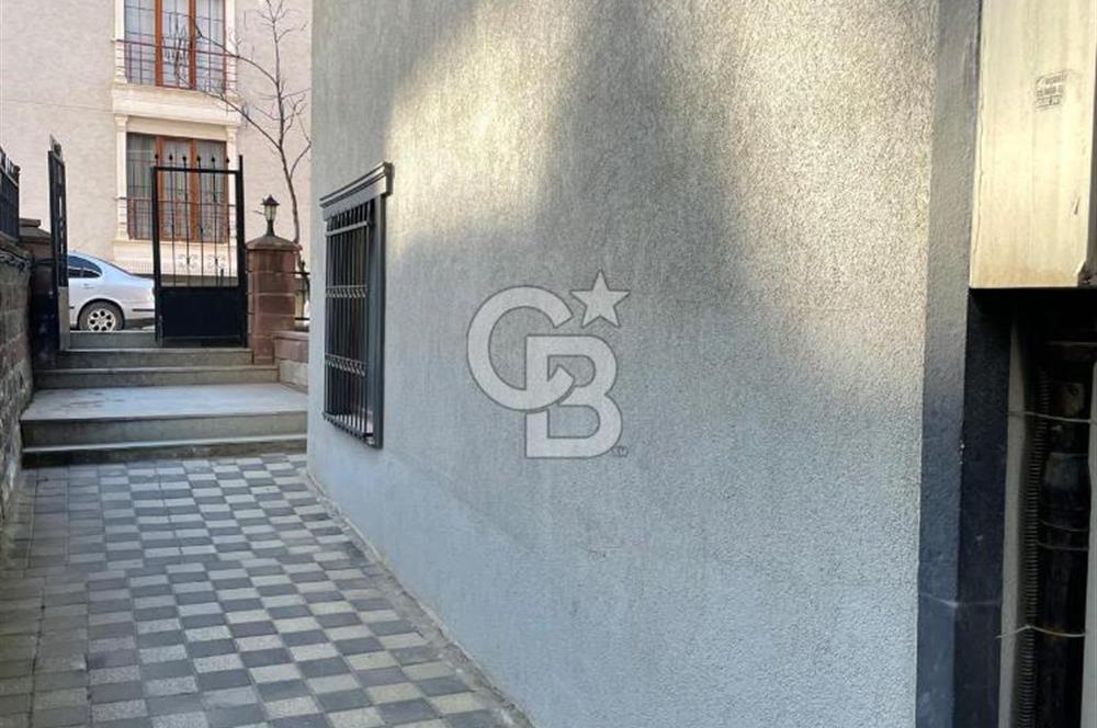 Çekmeköy Cumhuriyet Mahallesi 1+1 Komple Eşyalı Boş Satılık Daire
