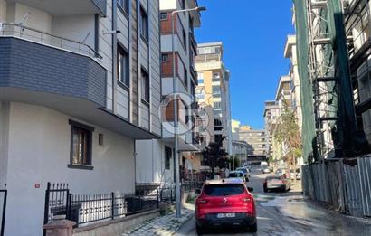 Çekmeköy Cumhuriyet Mahallesi 1+1 Komple Eşyalı Boş Satılık Daire