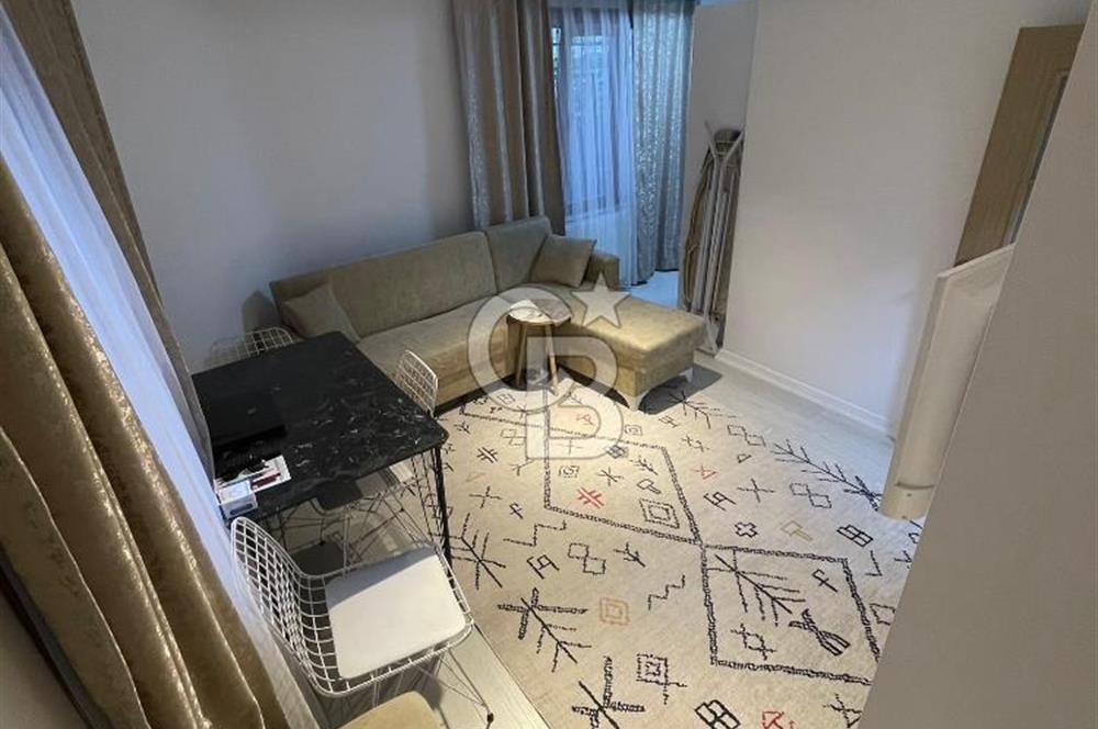 Çekmeköy Cumhuriyet Mahallesi 1+1 Komple Eşyalı Boş Satılık Daire
