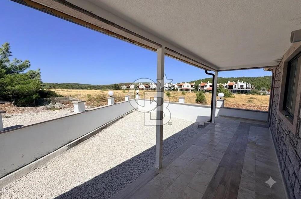 AYVALIK HAKKIBEY YARIMADASI'NDA DENİZE 100 M LÜKS 5+1 VİLLA