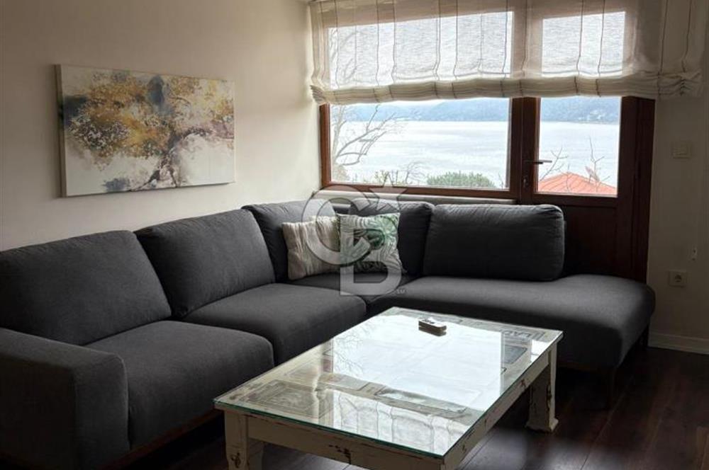 Sarıyer Rumeli Kavağında Deniz Manzaralı Eşyalı 1+1