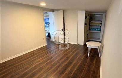 Sarıyer Rumeli Kavağında Deniz Manzaralı Eşyalı 1+1