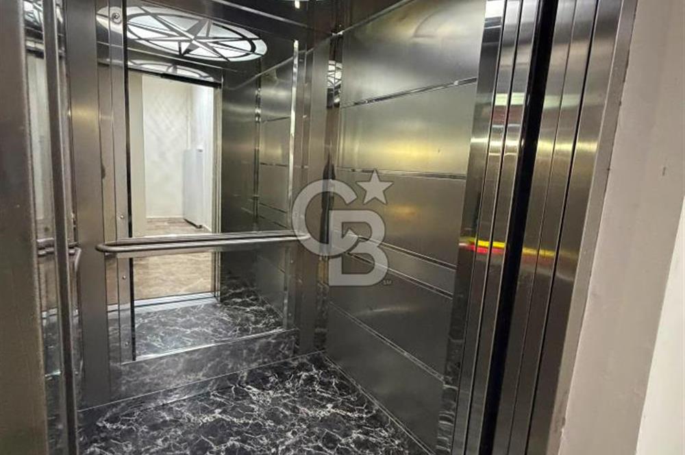 HADIMKÖY MERKEZDE TAMTÜRK SİTESİNDE 3+1 EBEVEYN BANYOLU DUBLEKS