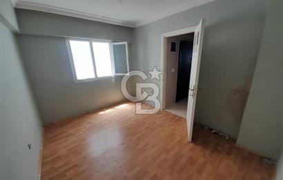 KARŞIYAKA ALAYBEY İZBANA 50 MT MESAFEDE 1+1 ASANSÖRLÜ BAKIMLI DAİRE