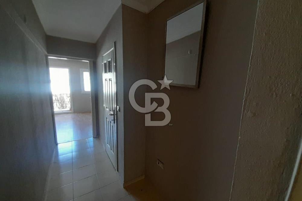 KARŞIYAKA ALAYBEY İZBANA 50 MT MESAFEDE 1+1 ASANSÖRLÜ BAKIMLI DAİRE