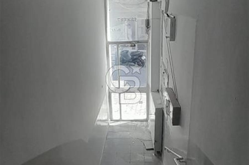 KARŞIYAKANIN TAM KALBİNDE FULL EŞYALI ARAKAT 95M2 HARİKA DAİRE