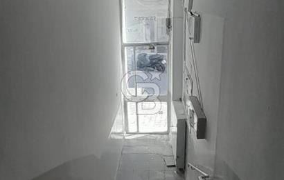 KARŞIYAKANIN TAM KALBİNDE FULL EŞYALI ARAKAT 95M2 HARİKA DAİRE