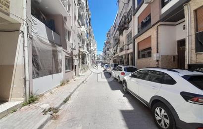 KARŞIYAKA ALAYBEY İZBANA 50 MT MESAFEDE 1+1 ASANSÖRLÜ BAKIMLI DAİRE
