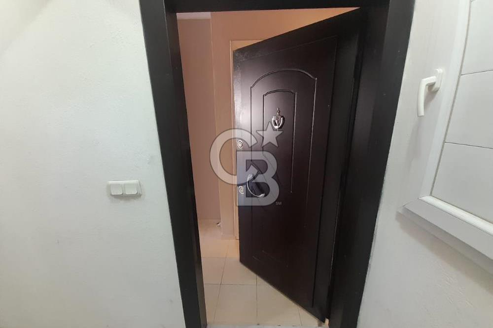 KARŞIYAKA ALAYBEY İZBANA 50 MT MESAFEDE 1+1 ASANSÖRLÜ BAKIMLI DAİRE