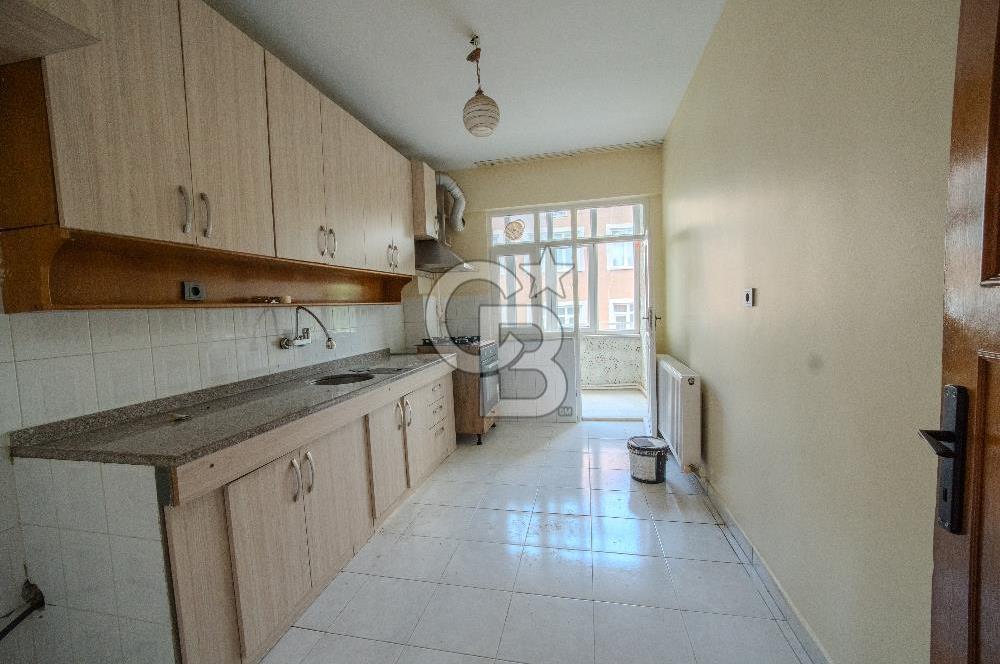 ÜSKÜDAR KÜÇÜKSU KİRALIK 3+1 DAİRE GENİŞ TEMİZ BALKONLU BAHÇELİ
