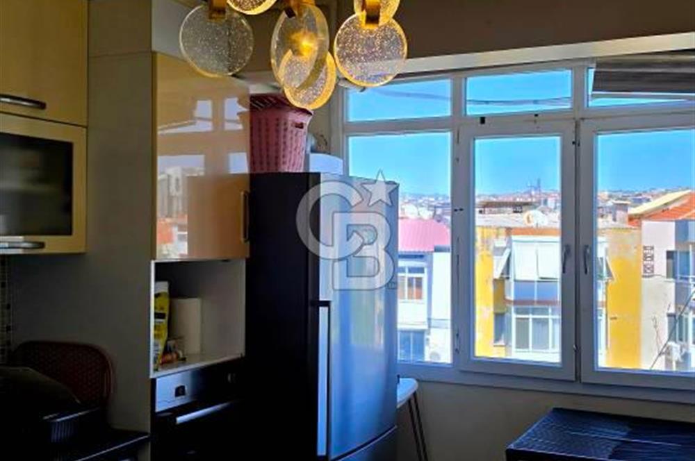BUCA FORBEST CADDESİ’NDE MERKEZİ LOKASYONDA LÜKS EŞYALI 2+1 KİRALIK DAİRE