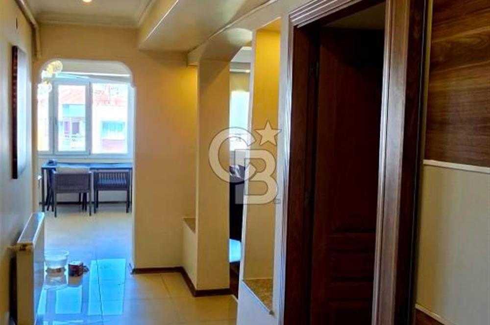 BUCA FORBEST CADDESİ’NDE MERKEZİ LOKASYONDA LÜKS EŞYALI 2+1 KİRALIK DAİRE
