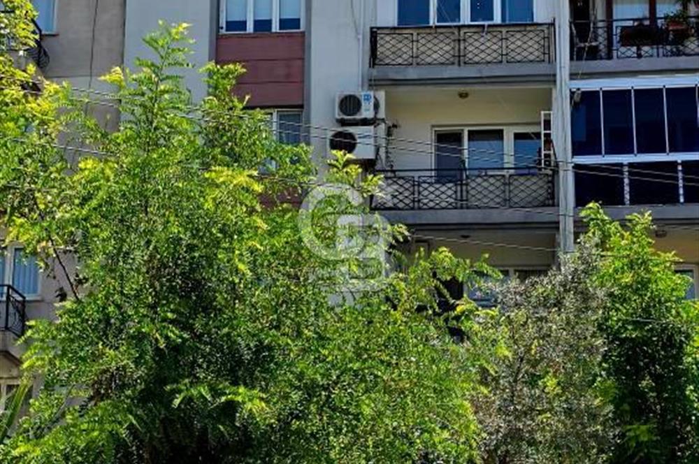 BUCA FORBEST CADDESİ’NDE MERKEZİ LOKASYONDA LÜKS EŞYALI 2+1 KİRALIK DAİRE