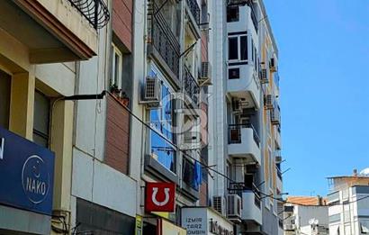 BUCA FORBEST CADDESİ’NDE MERKEZİ LOKASYONDA LÜKS EŞYALI 2+1 KİRALIK DAİRE