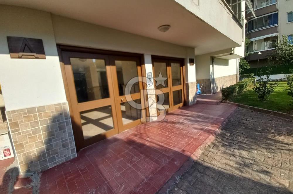 Gazi Cad. Demet Sitesi'nde Aileye Uygun, Geniş 3+1 Kiralık Daire