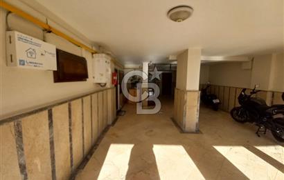 Gazi Cad. Demet Sitesi'nde Aileye Uygun, Geniş 3+1 Kiralık Daire