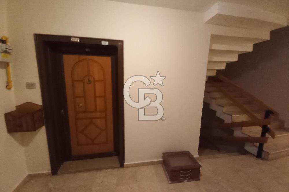 Gazi Cad. Demet Sitesi'nde Aileye Uygun, Geniş 3+1 Kiralık Daire