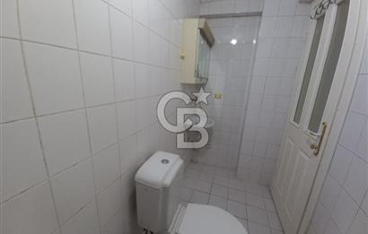 Gazi Cad. Demet Sitesi'nde Aileye Uygun, Geniş 3+1 Kiralık Daire