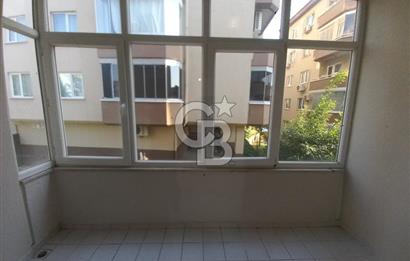 Gazi Cad. Demet Sitesi'nde Aileye Uygun, Geniş 3+1 Kiralık Daire