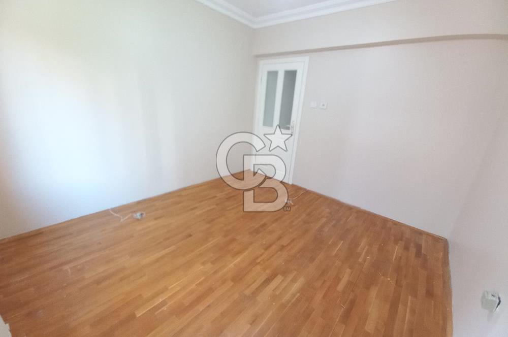 Gazi Cad. Demet Sitesi'nde Aileye Uygun, Geniş 3+1 Kiralık Daire