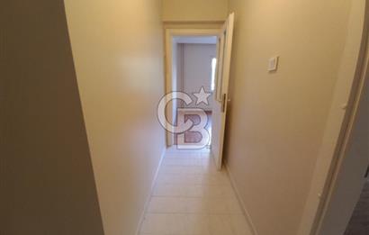 Gazi Cad. Demet Sitesi'nde Aileye Uygun, Geniş 3+1 Kiralık Daire