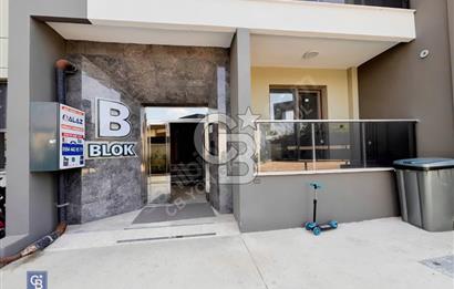 MENEMEN'DE 3+1 HAVUZ CEPHELİ SATILIK DAİRE