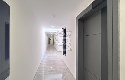 GAMADOR PARLA A BLOK'TA GÖL MANZARALI TERASLI 1+1 SATILIK DAİRE