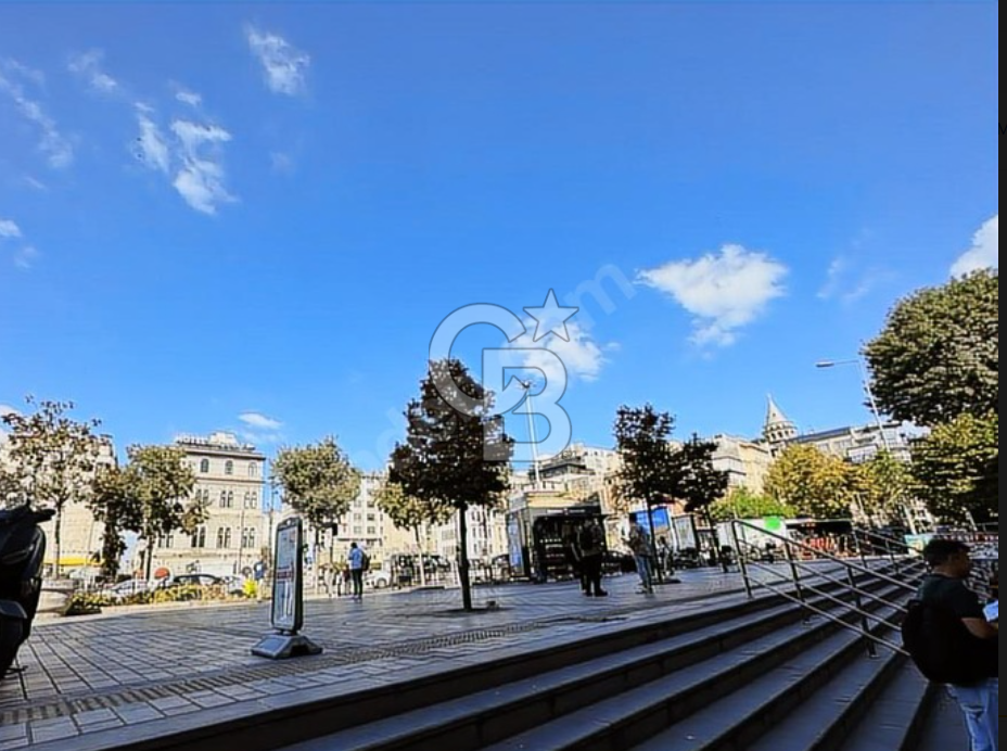 KEMANKEŞ'DE KARAKÖY PASAJ'INDA 5.KAT 20M2  DÜKKAN