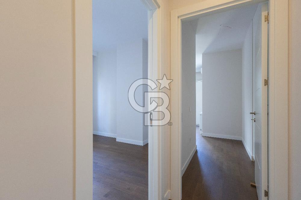 Suadiye Noter Sokak'ta Satılık 3+1 Daire