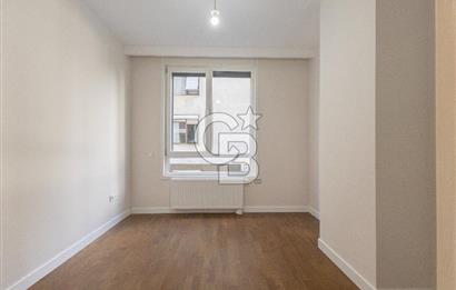 Suadiye Noter Sokak'ta Satılık 3+1 Daire