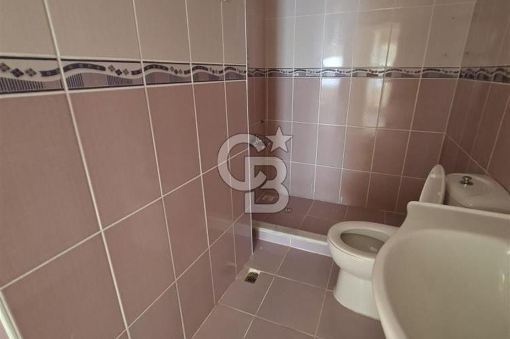 Göztepe Sahile Yakın Kiralık 2+1 Boş Daire