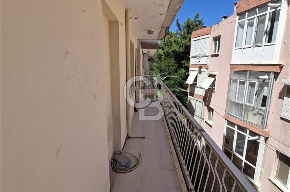 Göztepe Sahile Yakın Kiralık 2+1 Boş Daire