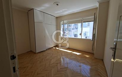 Göztepe Sahile Yakın Kiralık 2+1 Boş Daire