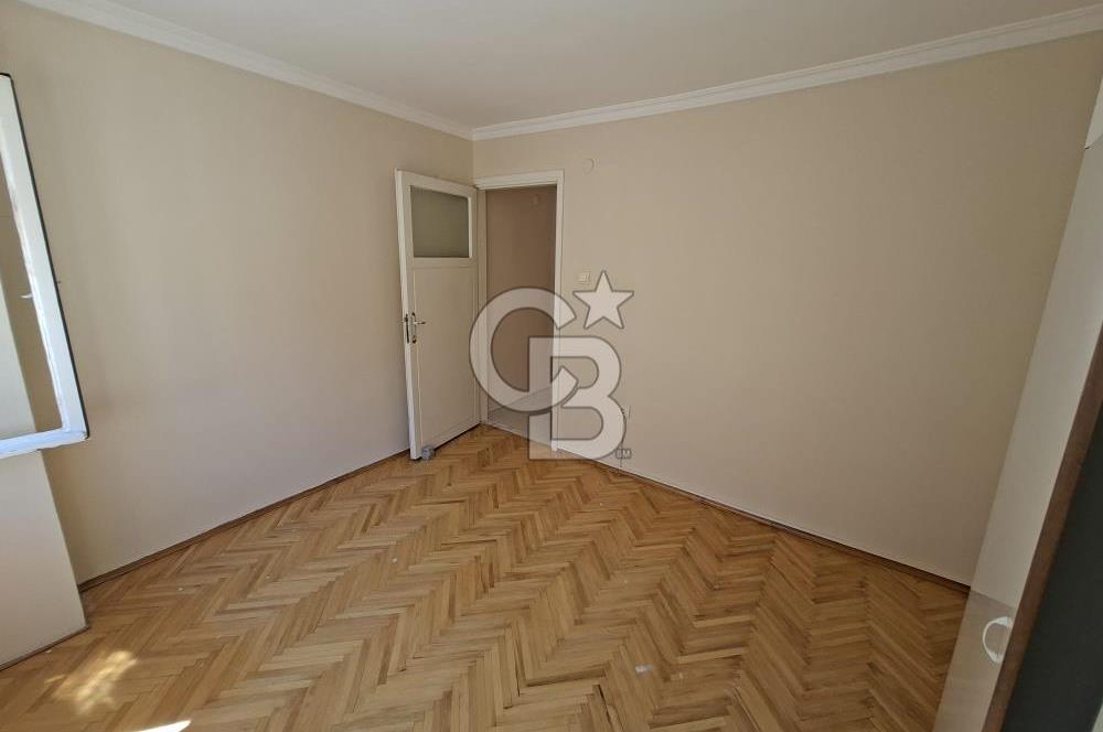 Göztepe Sahile Yakın Kiralık 2+1 Boş Daire