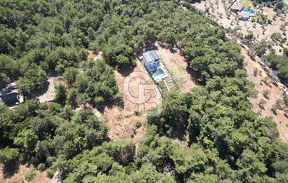 BORNOVA YAKAKÖYDE 1400 M2 SATILIK TARLA