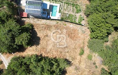 BORNOVA YAKAKÖYDE 1400 M2 SATILIK TARLA