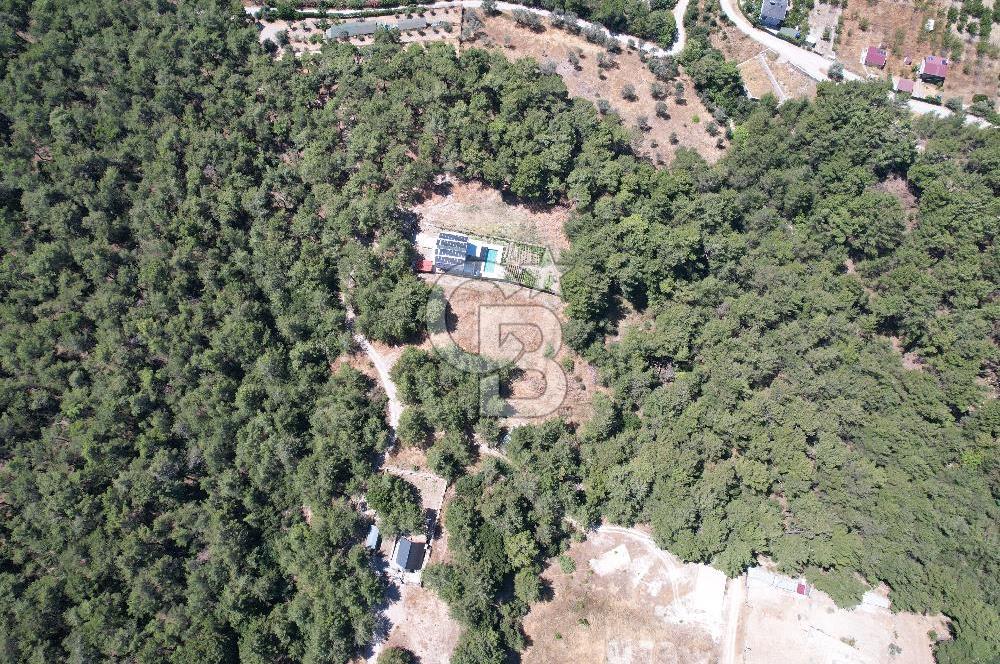 BORNOVA YAKAKÖYDE 1400 M2 SATILIK TARLA
