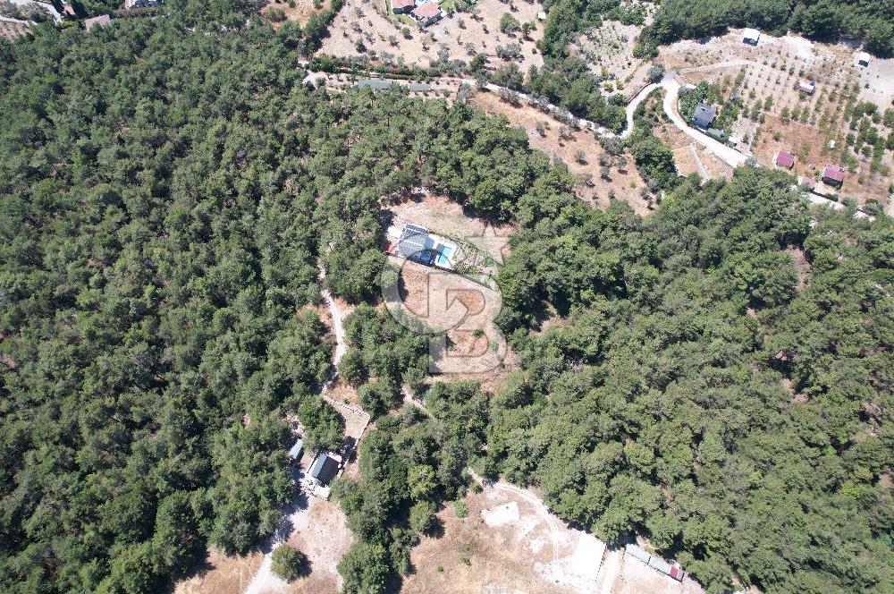 BORNOVA YAKAKÖYDE 1400 M2 SATILIK TARLA