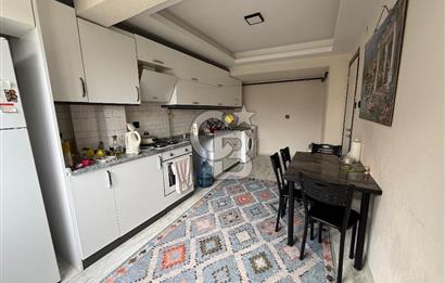 Bornova Kızılay'da Oturuma ve Yatırıma Uygun Satılık 2+1 Daire 