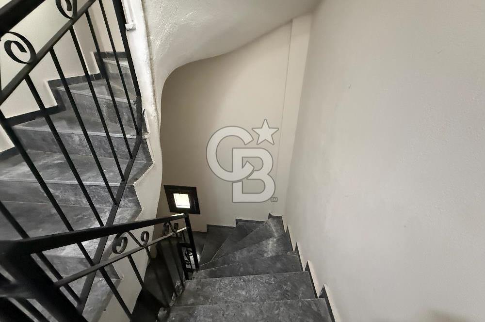 Bornova Kızılay'da Oturuma ve Yatırıma Uygun Satılık 2+1 Daire 