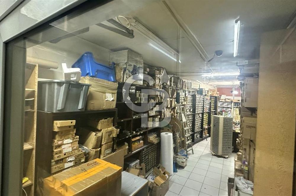 KEMANKEŞ'DE KARAKÖY PASAJ'INDA 4.KAT 10M2  DÜKKAN