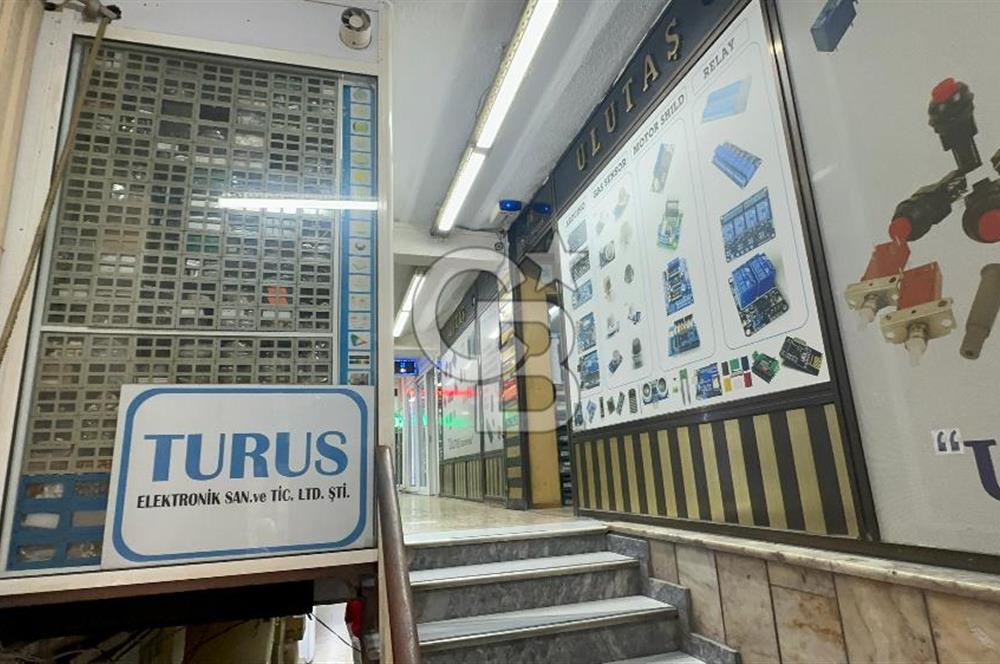 KEMANKEŞ'DE KARAKÖY PASAJ'INDA 5.KAT 20M2  DÜKKAN
