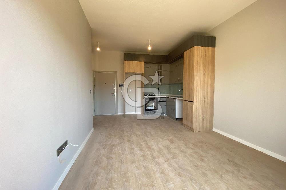 Havuzlu Lüks Site İçinde Arakat Sıfır 1+1 Kiralık Daire