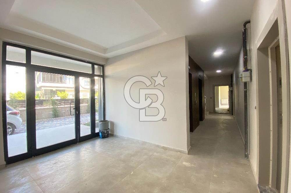 Havuzlu Lüks Site İçinde Arakat Sıfır 1+1 Kiralık Daire