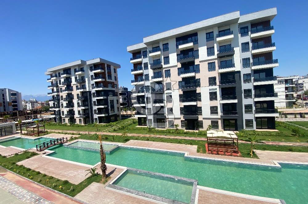Havuzlu Lüks Site İçinde Arakat Sıfır 1+1 Kiralık Daire