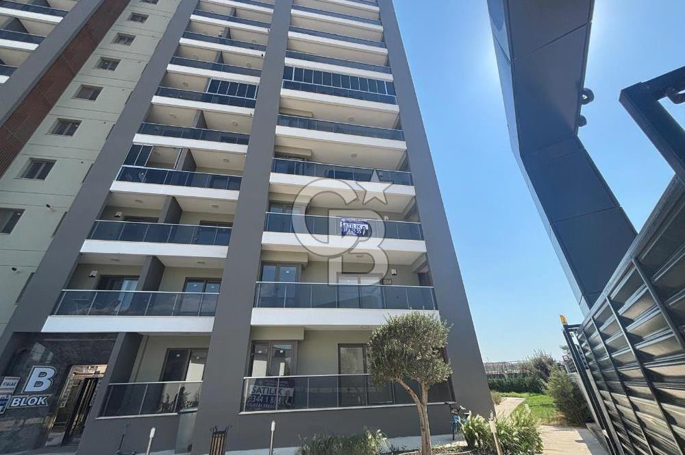 MENEMEN'DE 3+1 HAVUZ CEPHELİ SATILIK DAİRE